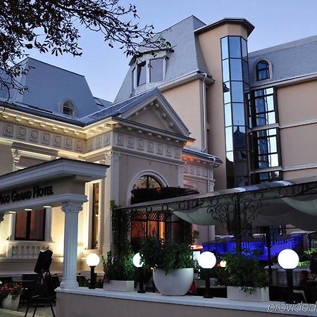 Vigo Grand Hotel Ploiesti Ngoại thất bức ảnh