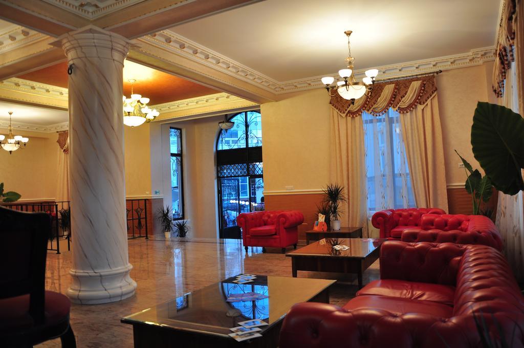 Vigo Grand Hotel Ploiesti Ngoại thất bức ảnh