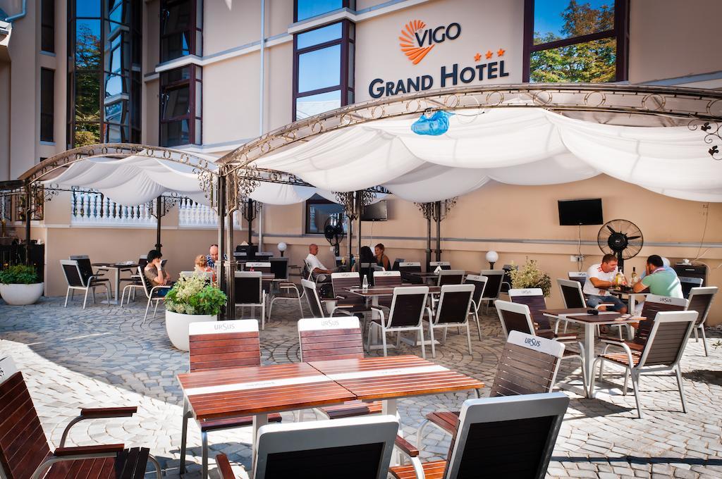 Vigo Grand Hotel Ploiesti Ngoại thất bức ảnh