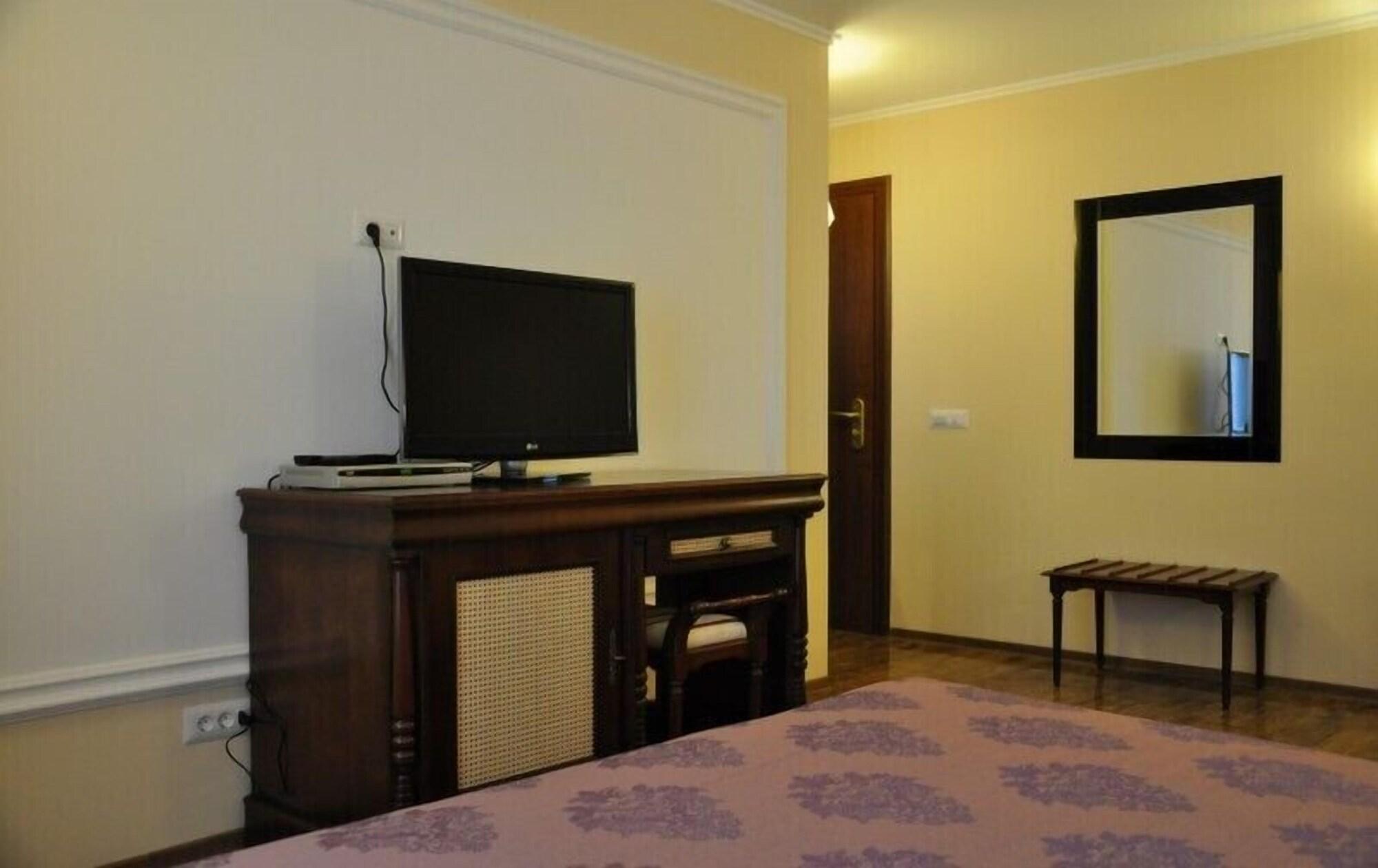 Vigo Grand Hotel Ploiesti Ngoại thất bức ảnh