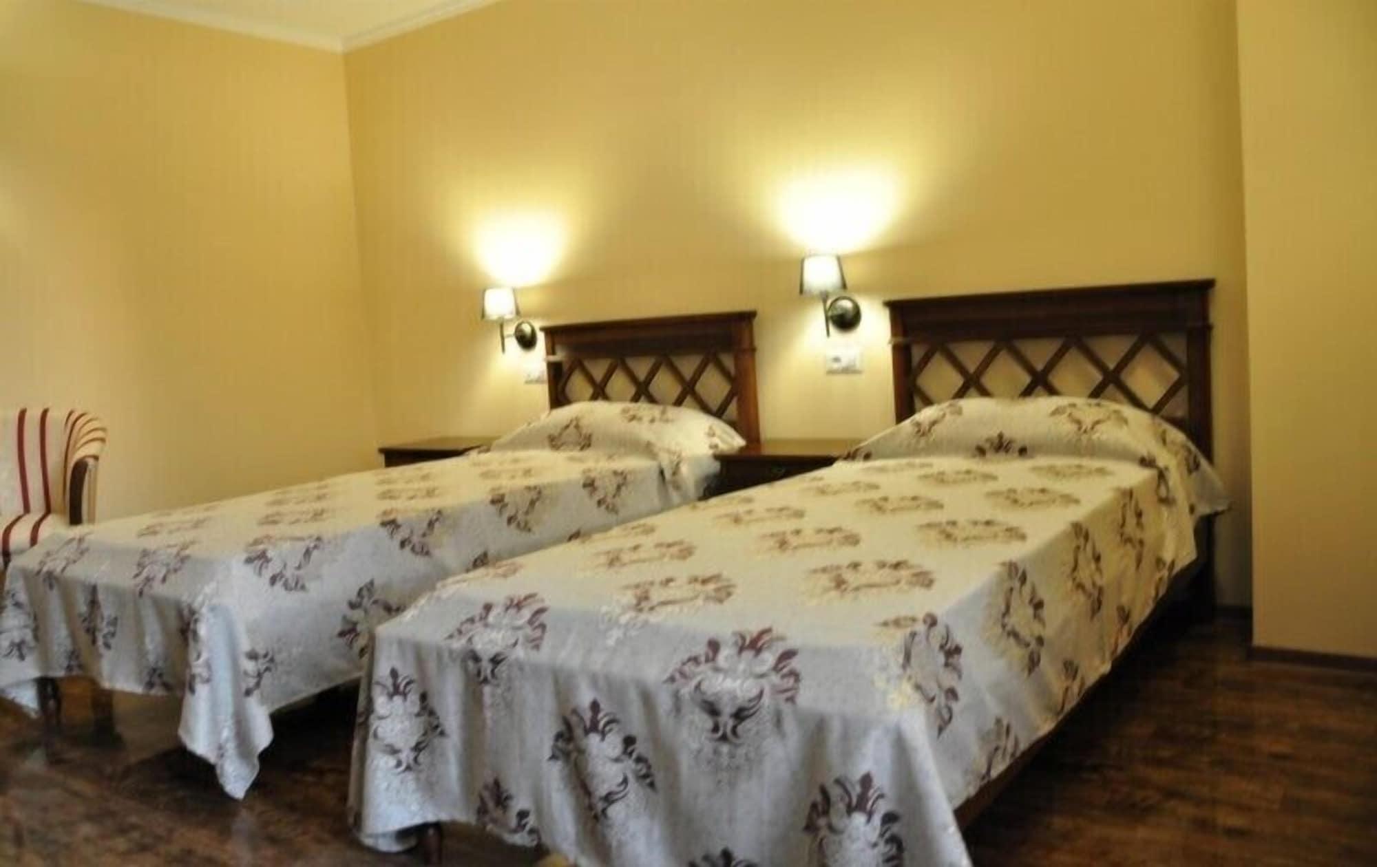 Vigo Grand Hotel Ploiesti Ngoại thất bức ảnh